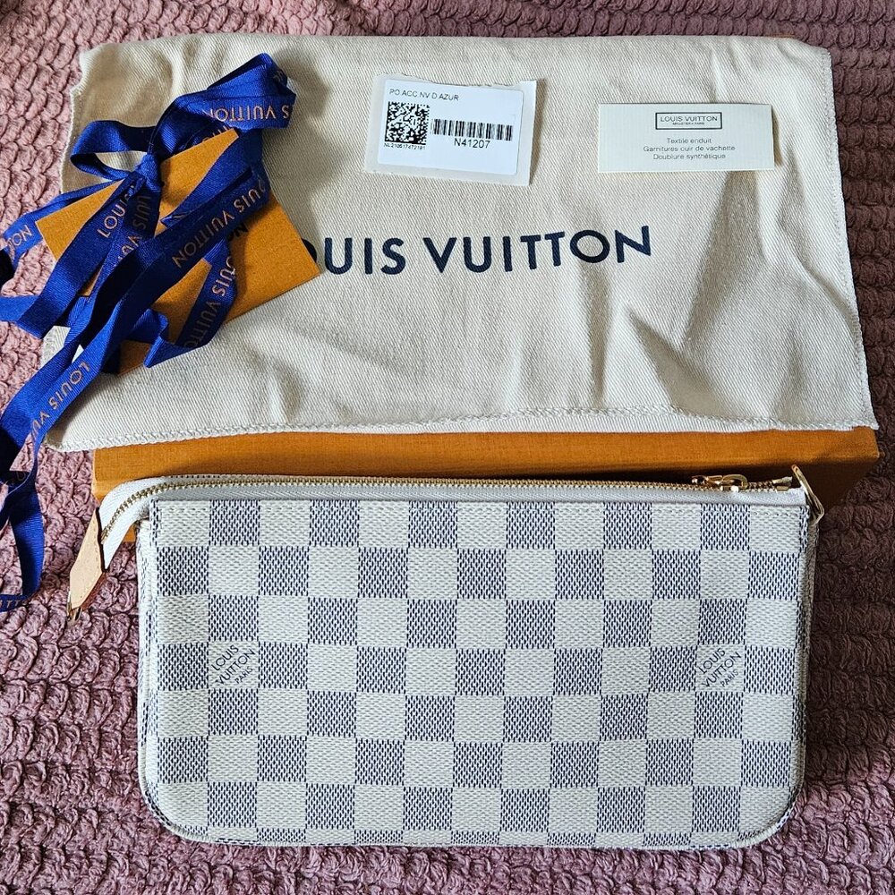 NWT Louis Vuitton Pochette Accessoir Damier Azur